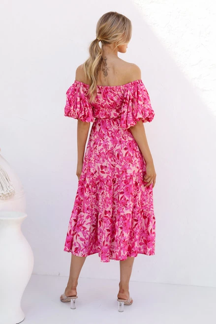 Monette Dress FUCHSIA FLORAL Monette Dress FUCHSIA FLORAL -Mona Shop 0L4A2354 95136.1666150006