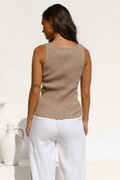 Ayden Top OATMEAL -Mona Shop 1 L4A1758 81485.1649116103