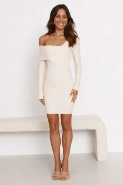 Simona Dress CREAM -Mona Shop 4L8A2005 70803.1654574100