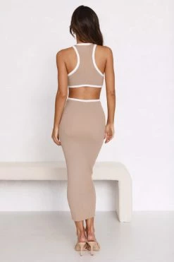 Tyler Dress CAMEL -Mona Shop 4L8A2077 93561.1654232409