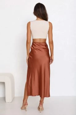 Monaita Skirt RUST 12 Monaita Skirt RUST -Mona Shop 4L8A2320 02016.1654573548