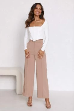 Ruth Pants CAMEL 4 Ruth Pants CAMEL -Mona Shop 4L8A2590 50677.1654680291