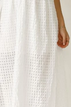 Nicola Dress WHITE -Mona Shop 8 L4A2522 85580.1639379064