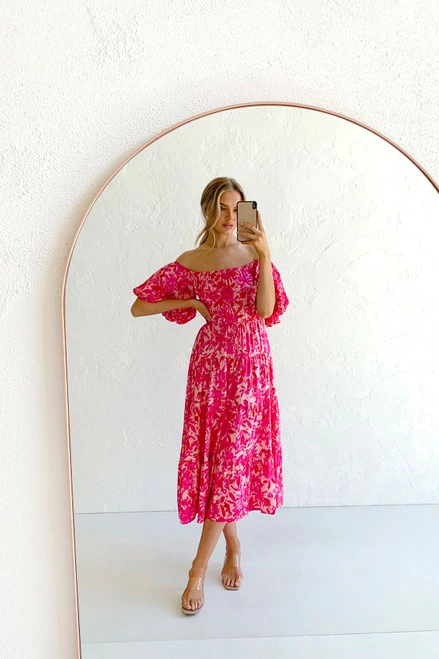 Monette Dress FUCHSIA FLORAL Monette Dress FUCHSIA FLORAL -Mona Shop 9IMG 9529 2 57730.1666242715
