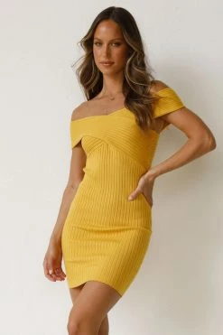 Daniella Mini Dress HONEY -Mona Shop 9 L4A2352 09553.1637319900