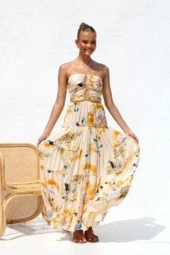 Bettina Dress -Mona Shop IMG 1031 26037.1677800274