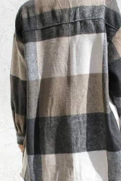 Tyla Shacket -Mona Shop IMG 2165 13906.1658725402