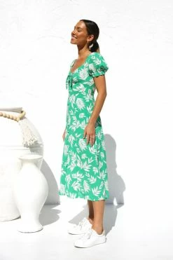 Kodie Dress GREEN FLORAL 3 Kodie Dress GREEN FLORAL -Mona Shop IMG 7523 01865.1669718709