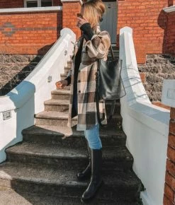 Asher Longline Shacket MOCHA 4 Asher Longline Shacket MOCHA -Mona Shop IMG 7744 80544.1656990701