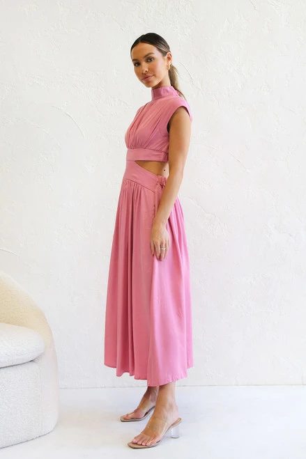 Terah Dress PINK Terah Dress PINK -Mona Shop IMG 7800 23702.1669718247