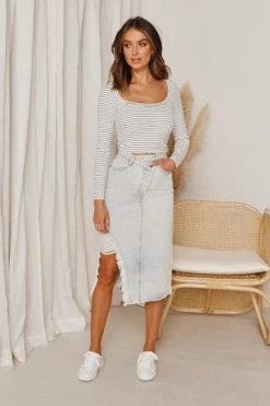 Pia Denim Skirt LIGHT WASH -Mona Shop L4A0587 19024.1597229691