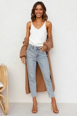 Connor Jeans -Mona Shop L4A0751 28210.1619756406.1280.1280 48554.1651554780