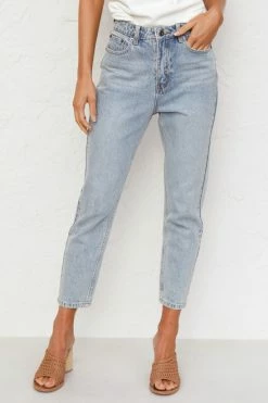 Connor Jeans -Mona Shop L4A0775 90567.1621489201 01519.1651554780