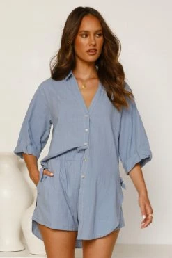 Sabrina Shorts BLUE -Mona Shop L4A1967 1 50116.1649653765