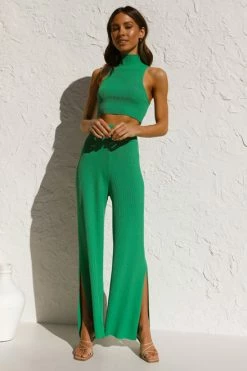 Wren Top GREEN 8 Wren Top GREEN -Mona Shop L4A3121 69686.1648701045