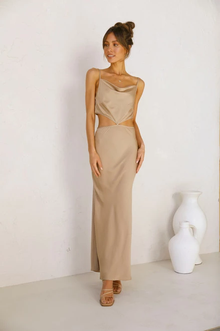 Eisley Midi Dress TAUPE Eisley Midi Dress TAUPE -Mona Shop L4A3920 68368.1629172145