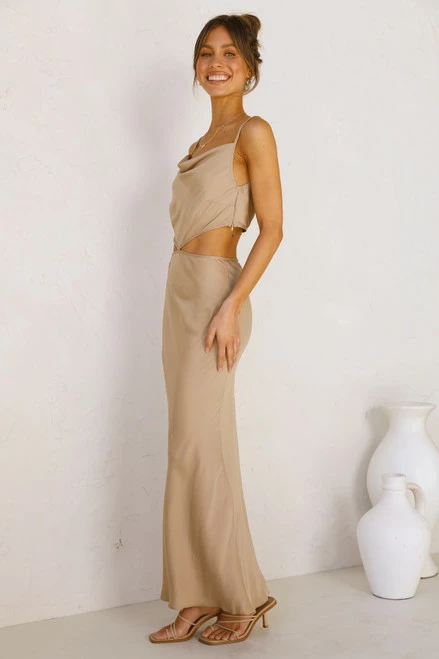 Eisley Midi Dress TAUPE Eisley Midi Dress TAUPE -Mona Shop L4A3924 66782.1629960658