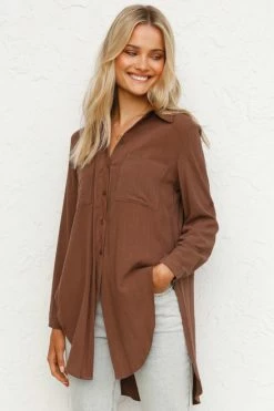 Lori Top CHOCOLATE 7 Lori Top CHOCOLATE -Mona Shop L4A8118 1 39077.1624851620