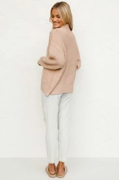 Hayden Knit Top BEIGE -Mona Shop L4A8219 43964.1624425535
