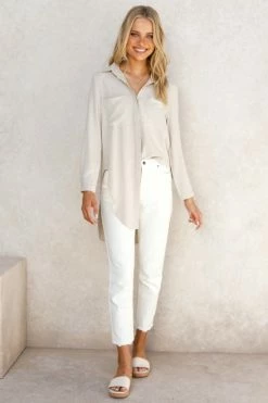 Lori Top NATURAL -Mona Shop L4A8219 80427.1620707216