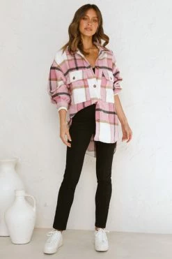 River Shacket PINK 4 River Shacket PINK -Mona Shop L4A9876 56231.1651553815