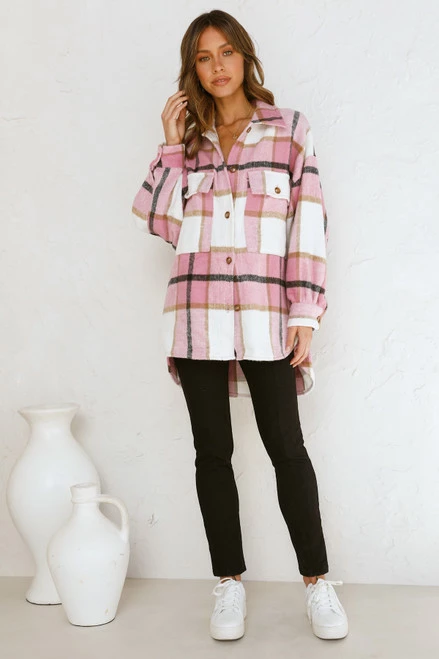 River Shacket PINK River Shacket PINK -Mona Shop L4A9897 61175.1651553815