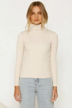 Shiloh Knit Top BEIGE 9 Shiloh Knit Top BEIGE -Mona Shop L8A1559 60193.1657604458