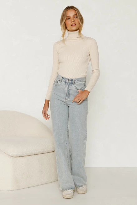 Shiloh Knit Top BEIGE Shiloh Knit Top BEIGE -Mona Shop L8A1565 24251.1657592088