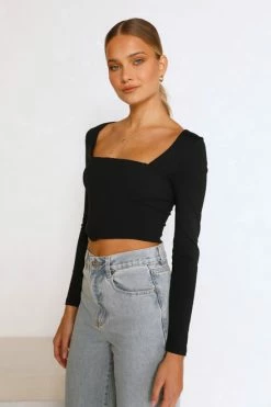 Manaia Top BLACK -Mona Shop L8A1796 37309.1655436159