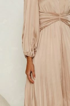 Annie Dress 10 Annie Dress -Mona Shop L8A2295 49250.1658968954