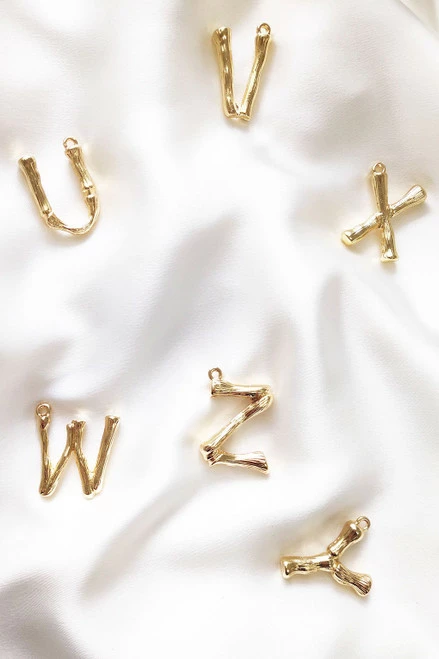 Initial Necklace U-Z Initial Necklace U-Z -Mona Shop U Z 86077.1561881499