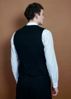 HANSEN GARMENTS WILLIAM | Lapel Waistcoat | Black 5 HANSEN GARMENTS WILLIAM | Lapel Waistcoat | Black -Mona Shop william lapel waistcoat black hansen garments 430657